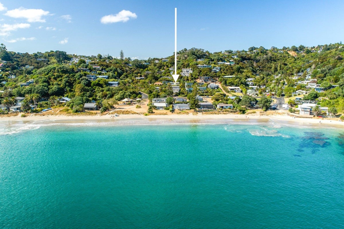 54D Palm Road, Palm Beach, Waiheke Island - Carousel 1