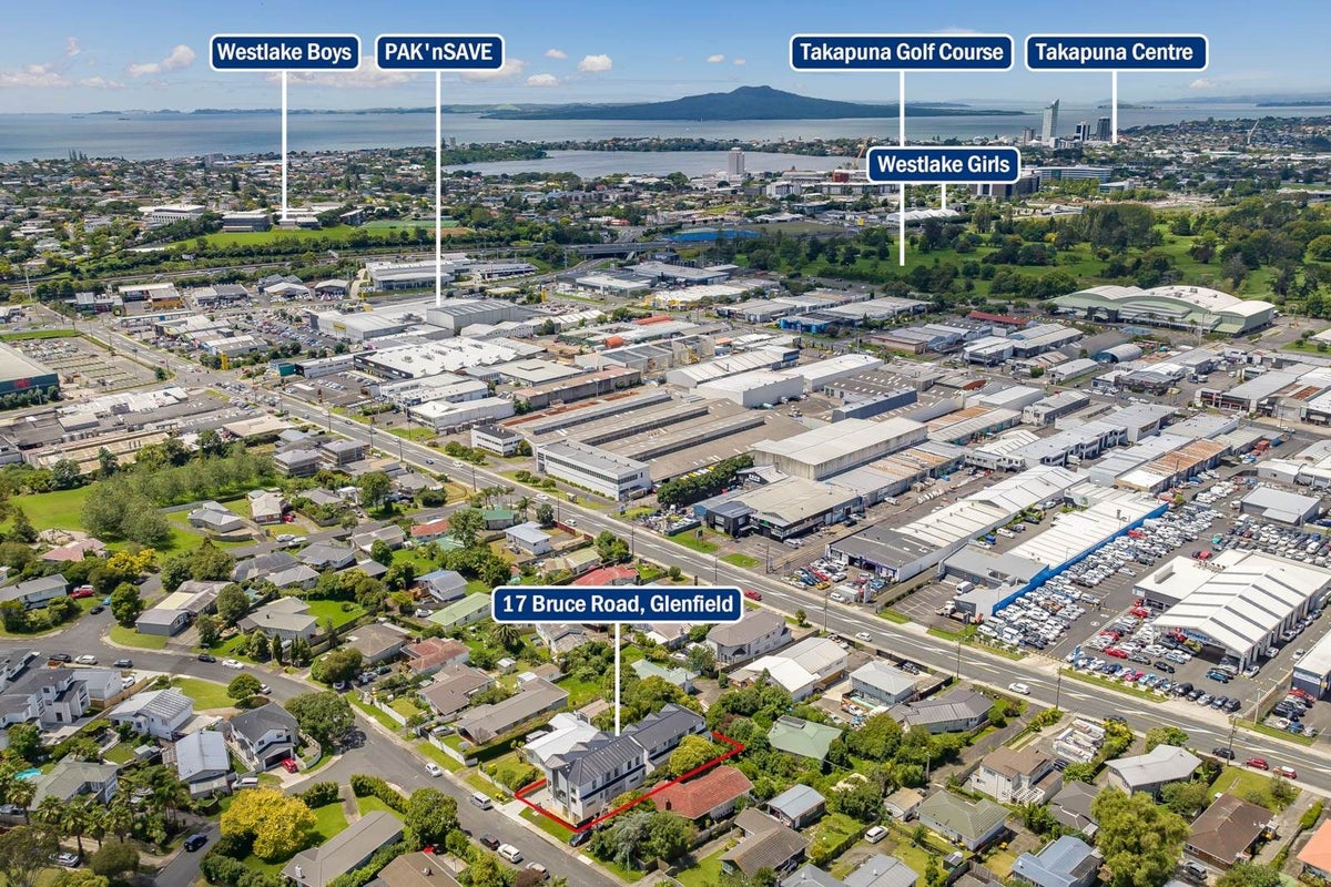 17D Bruce Road, Glenfield, Auckland - Carousel 18