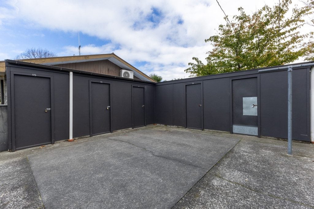 11 South Street, West End, Palmerston North - Carousel 13