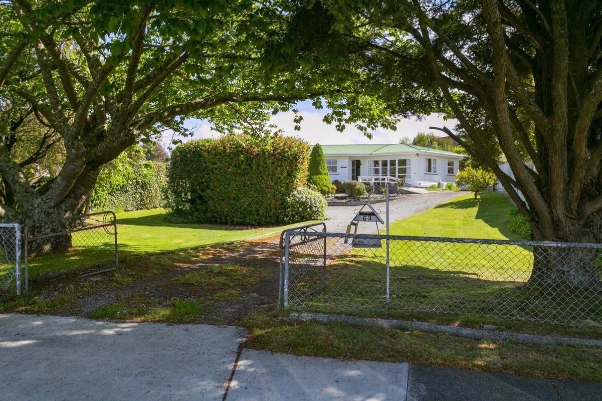 63 Hinemoa Avenue, Taupo, Taupo - Carousel 19