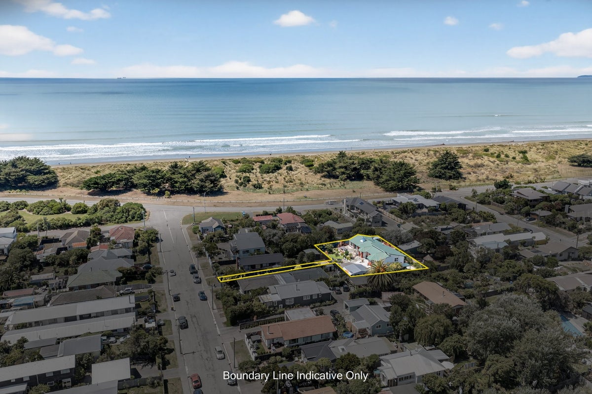 11 Mountbatten Street, New Brighton, Christchurch - Carousel 1