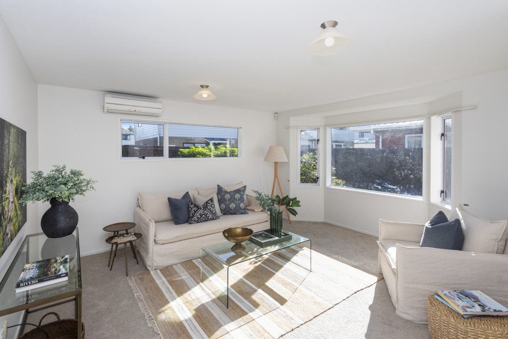 3/108 Poulson Street, Addington, Christchurch - Carousel 2
