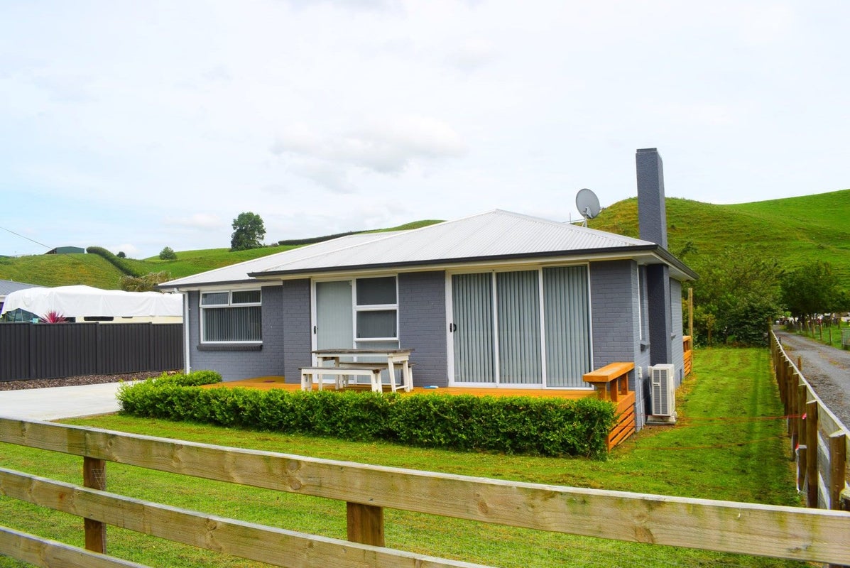 18 Church Street, Tirau - Carousel 10
