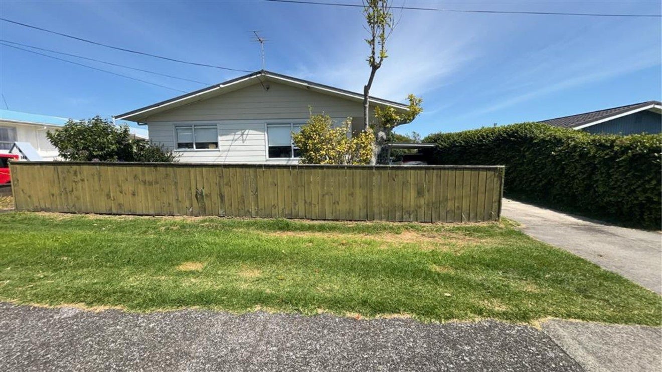 146 Ngamotu Road, Spotswood, New Plymouth - Carousel 1