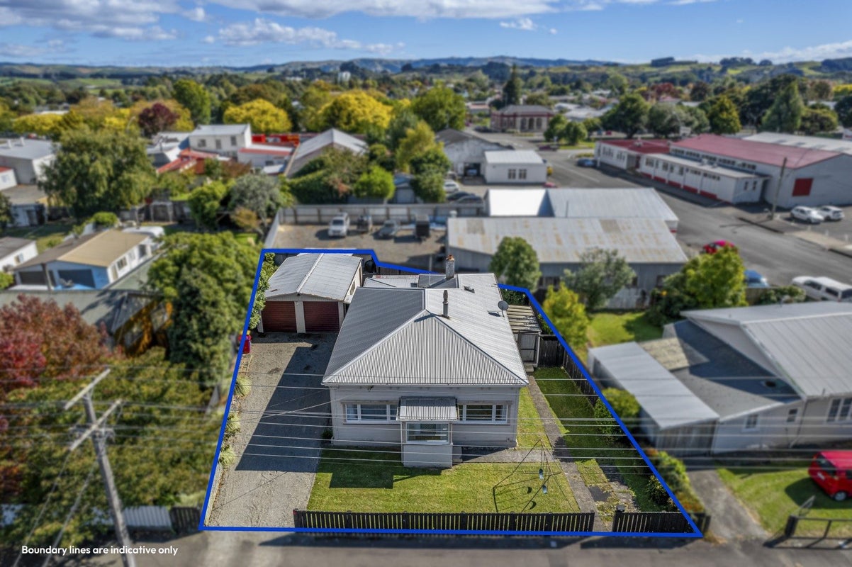 48 Sedcole Street, Pahiatua - Carousel 1