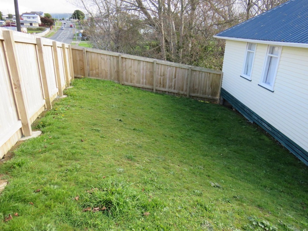 133 Warspite Avenue, Waitangirua, Porirua - Carousel 9
