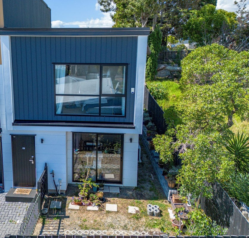 9F Landette Road, Manurewa, Auckland - Carousel 1