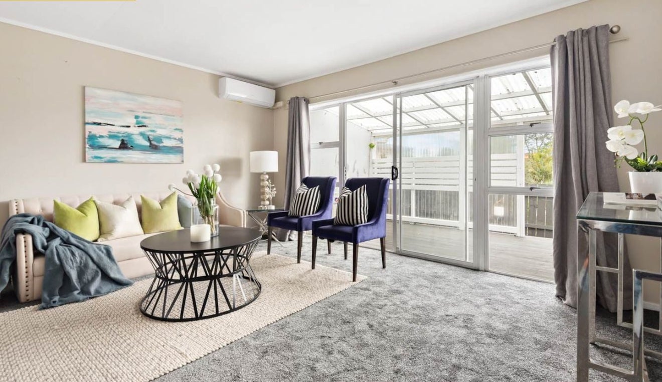 2/118 Lynwood Road, New Lynn, Auckland - Carousel 2