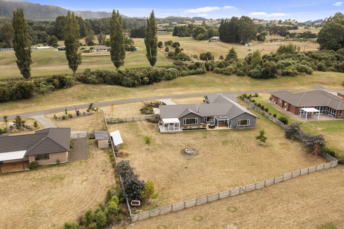 50/500 Kinloch Road, Kinloch, Taupo - Carousel 21