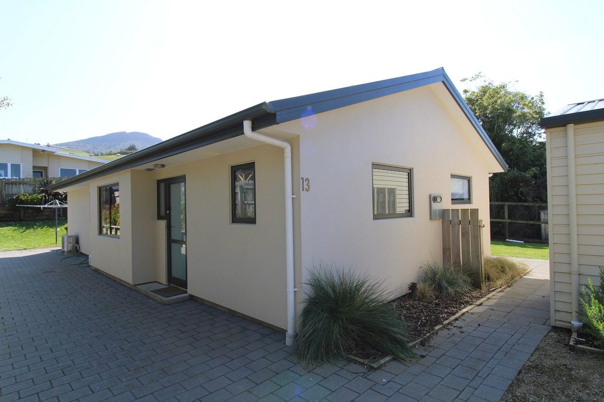 13 Hugh Street, Sawyers Bay, Port Chalmers - Carousel 15