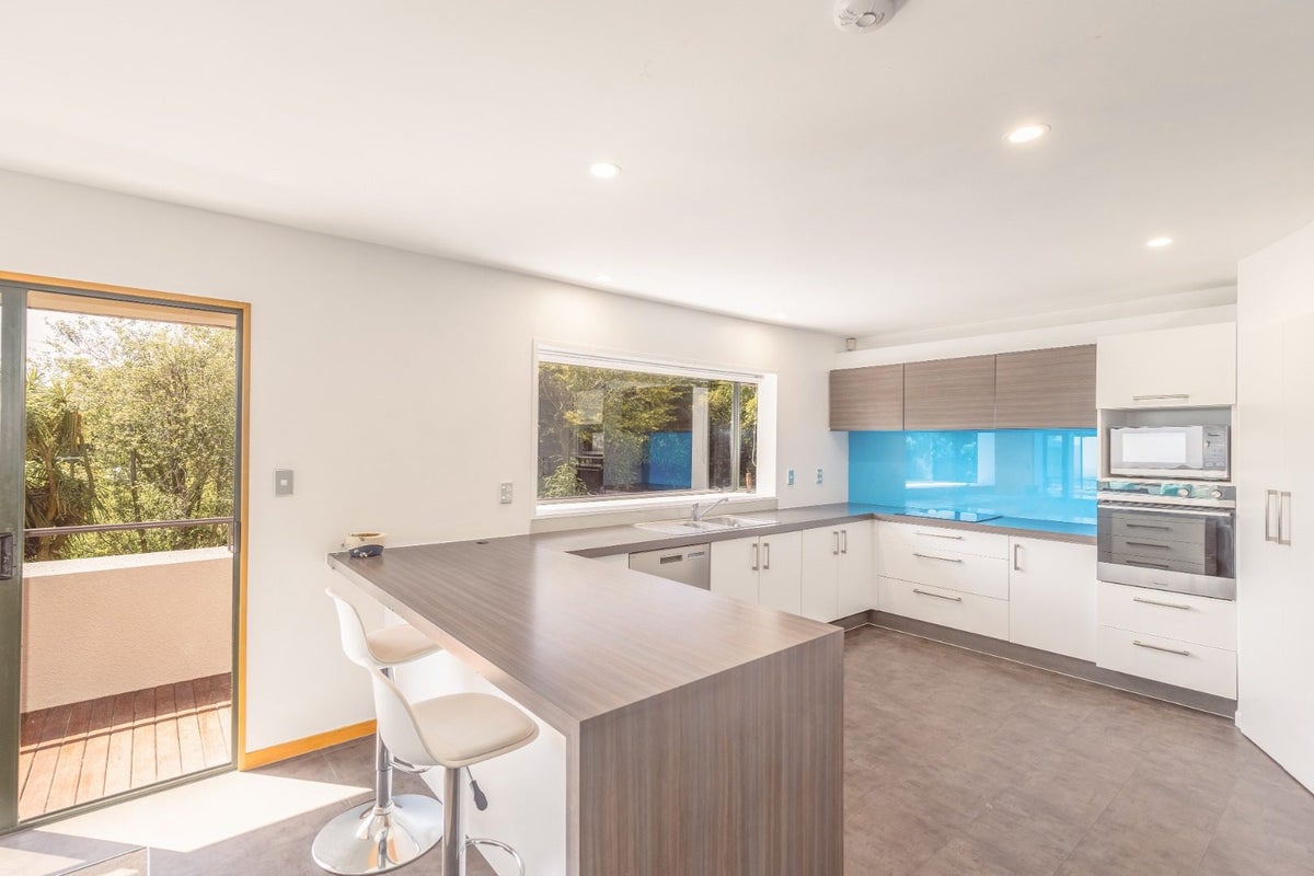 3 Plains View, Mount Pleasant, Christchurch - Carousel 2