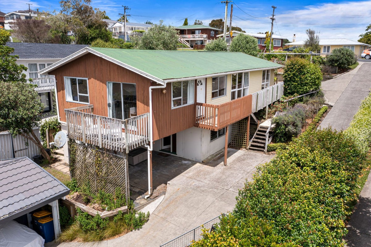 17 Seaview Road, Glenfield, Auckland - Carousel 23