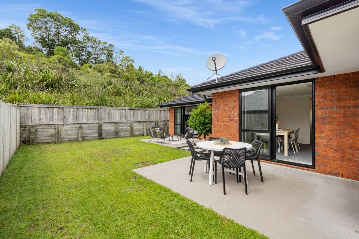 25 Pakanga Grove, Pyes Pa, Tauranga - Carousel 18