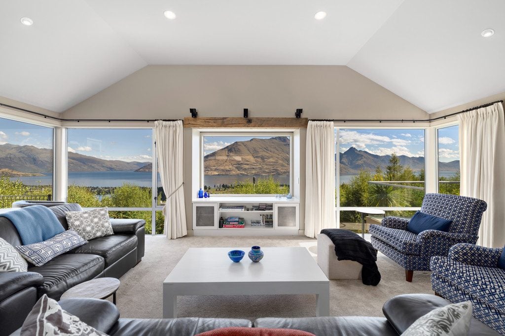 5 Vancouver Drive, Queenstown, Queenstown - Carousel 2