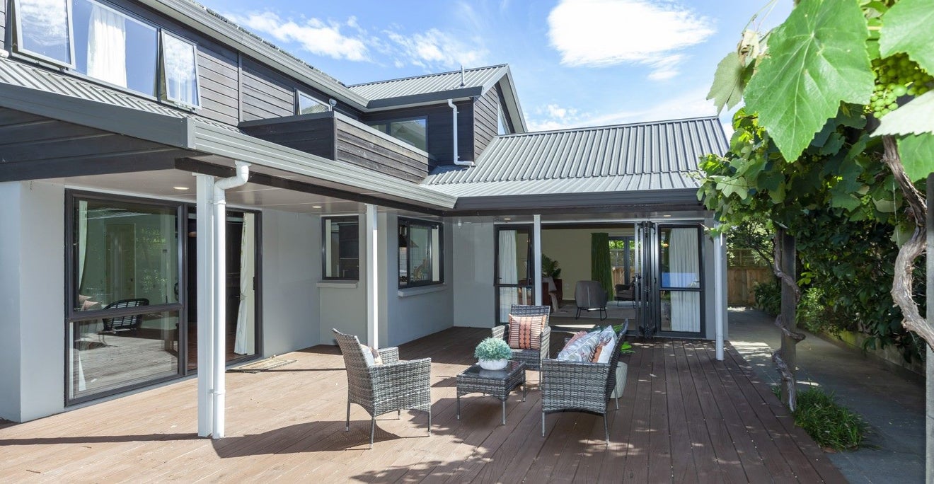 2 Pukatea Close, Raumati Beach, Paraparaumu - Carousel 2