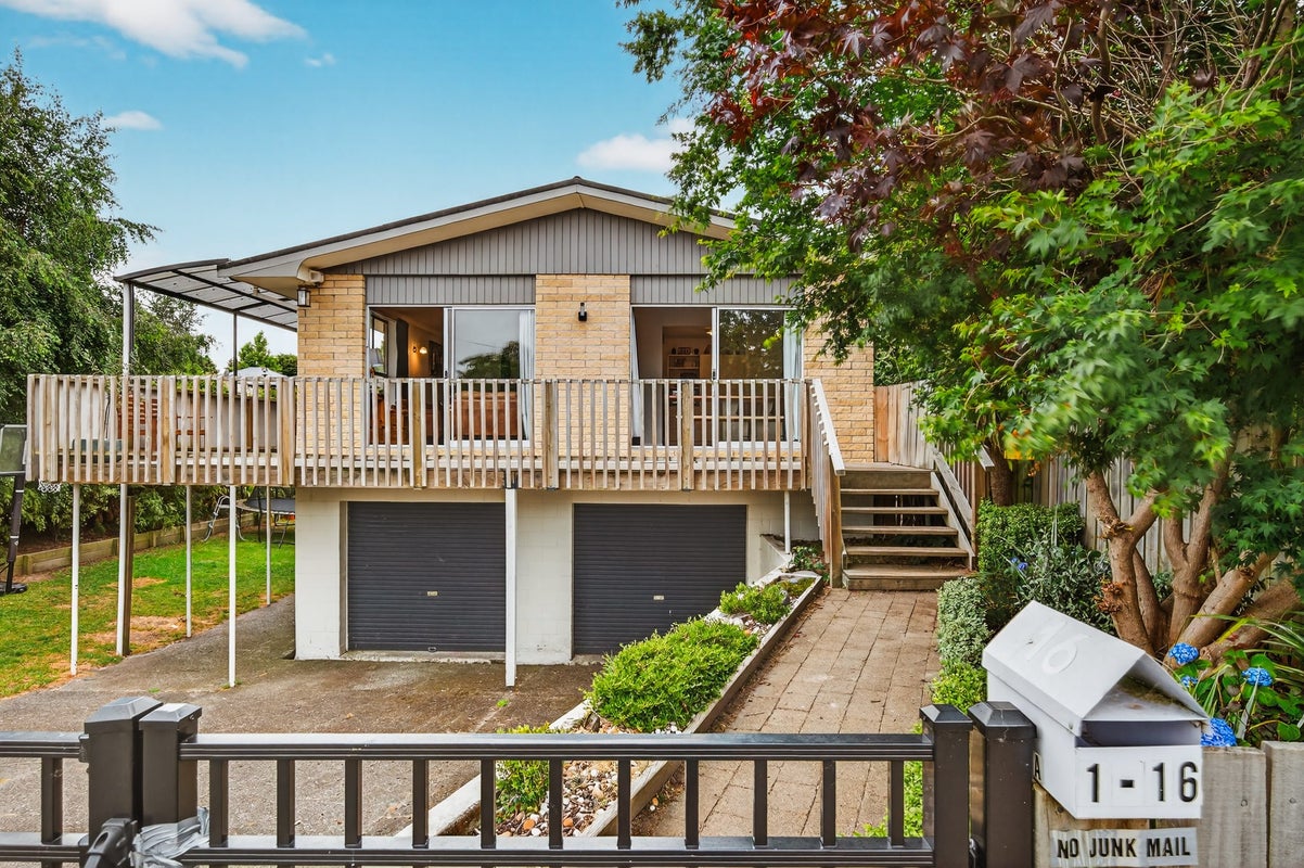 1/16 Sunset Street, Hilltop, Taupo - Carousel 1