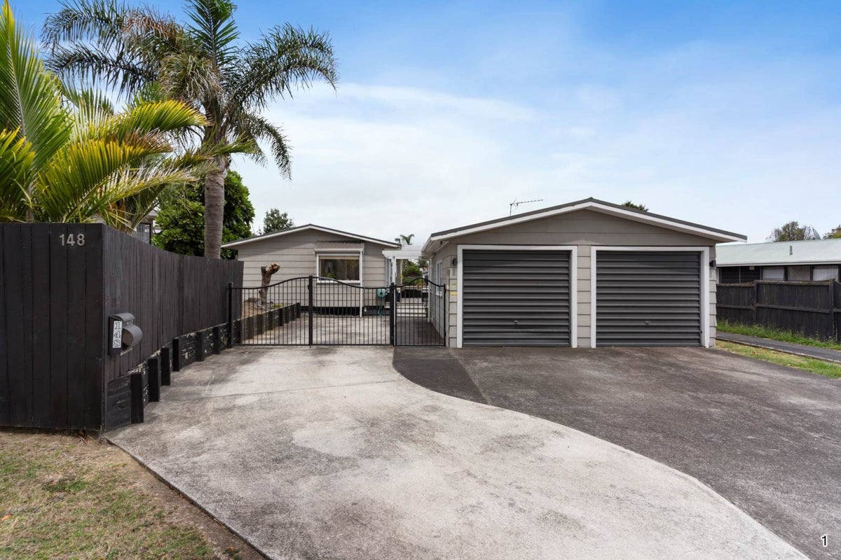 148 Carnoustie Drive, Wattle Downs, Auckland - Carousel 1