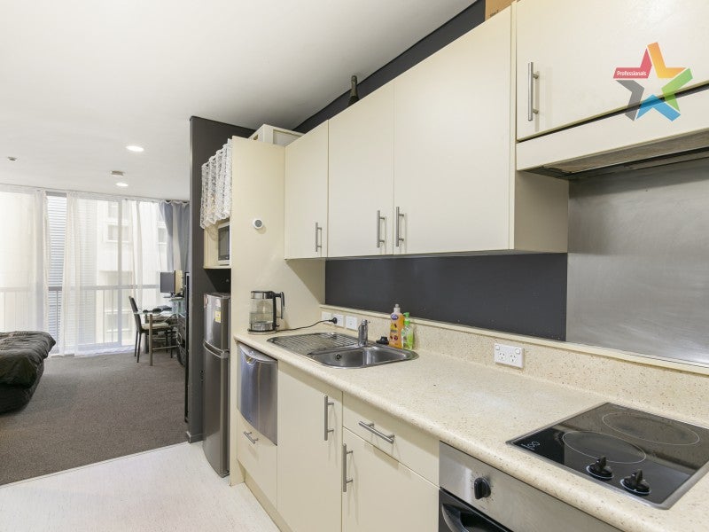 310/9 Gilmer Terrace, Wellington Central, Wellington - Carousel 2