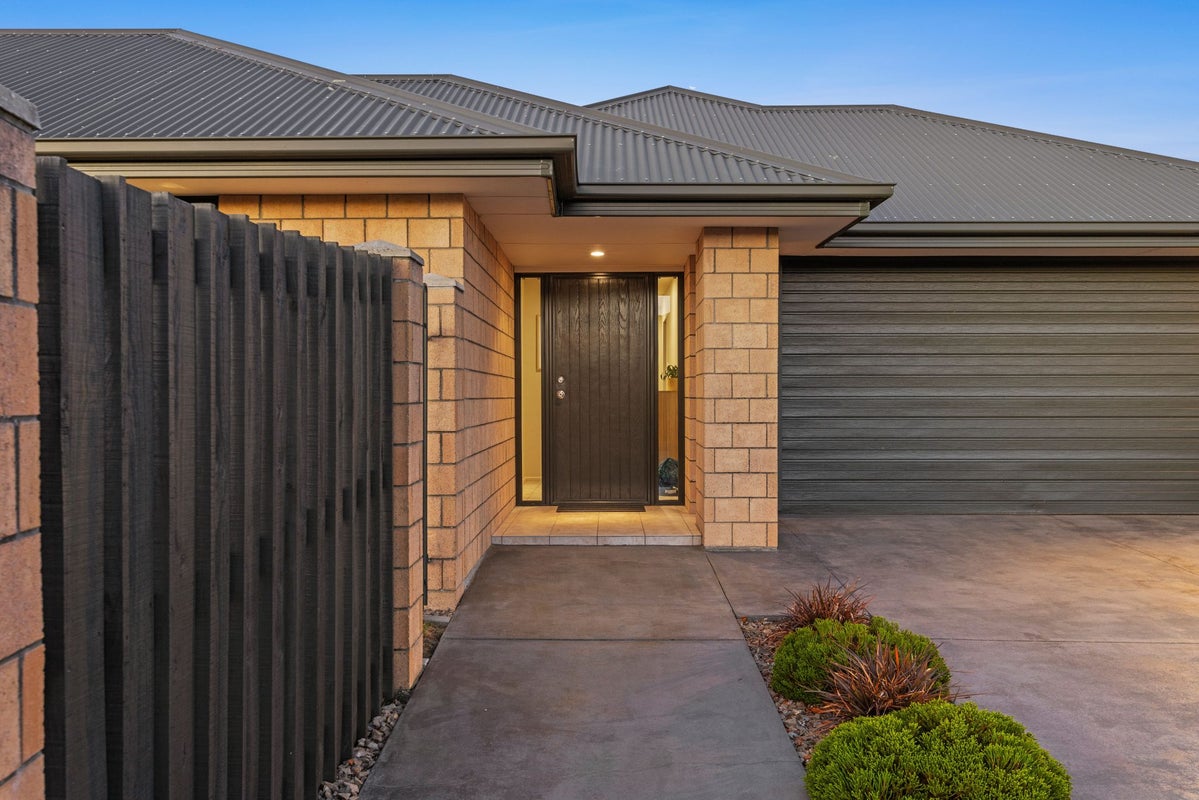 47 Awatea Gardens, Wigram, Christchurch - Carousel 17