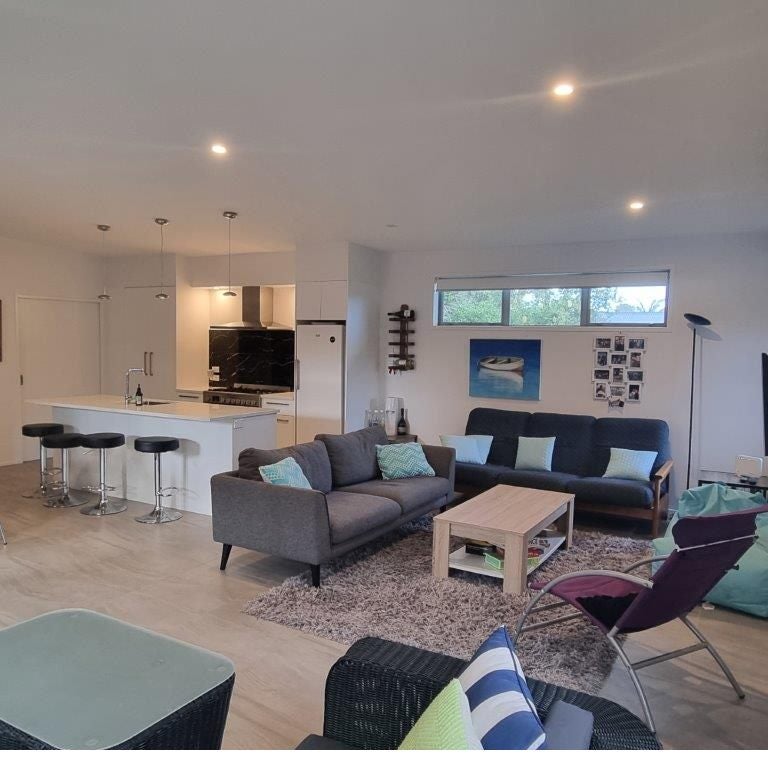 17 Margaret Street, Mangawhai Heads, Mangawhai - Carousel 2