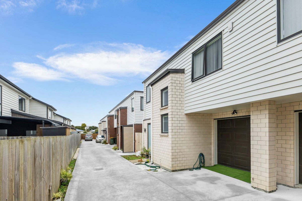 20B Martin Road, Manurewa, Auckland - Carousel 2