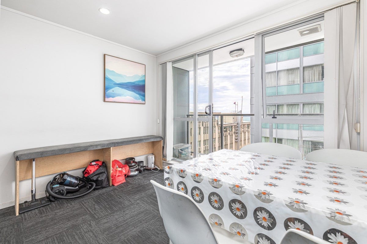 8J/34 Kingston Street, Auckland Central, Auckland - Carousel 2