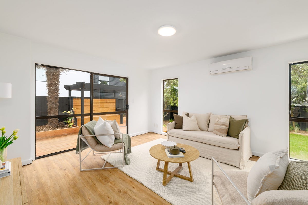 6/14 Brittan Street, Linwood, Christchurch - Carousel 1