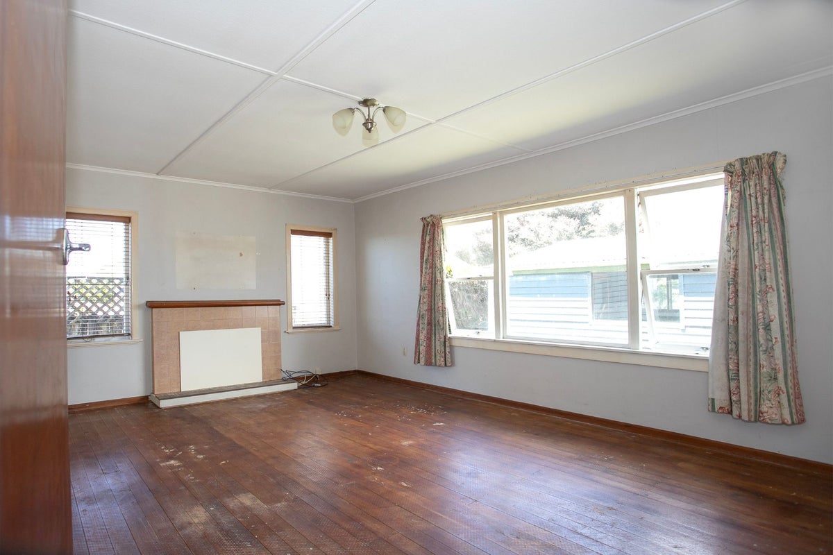27 Tuthill Street, Gate Pa, Tauranga - Carousel 1