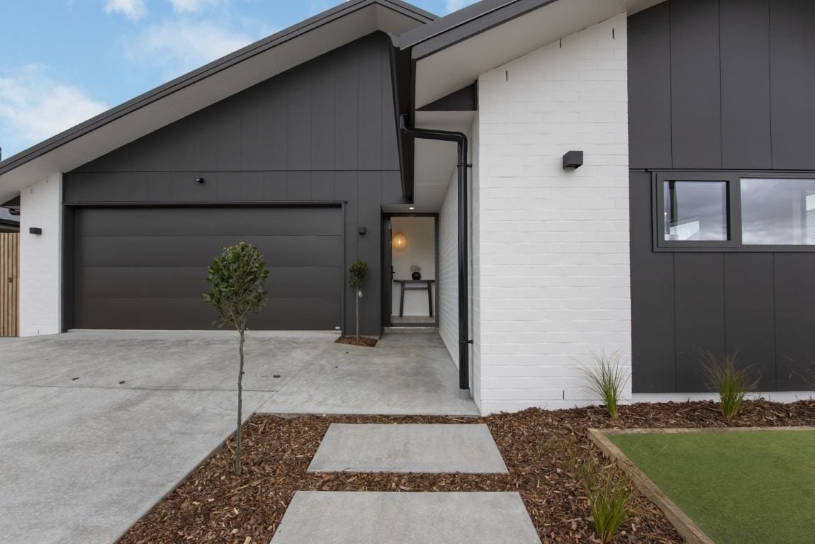 23 Whakahaumako Road, Leamington, Cambridge - Carousel 1