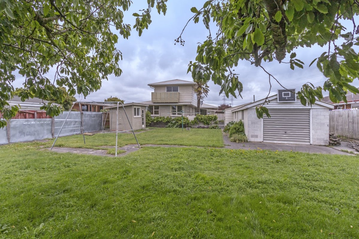 16 Moffett Street, Islington, Christchurch - Carousel 12