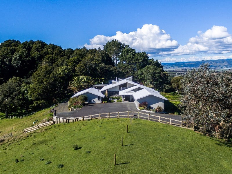 214 Alfriston Ardmore Road, ARDMORE, PAPAKURA - Carousel 1