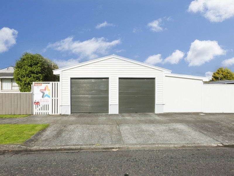23 McParland Street, Ebdentown, Upper Hutt - Carousel 17