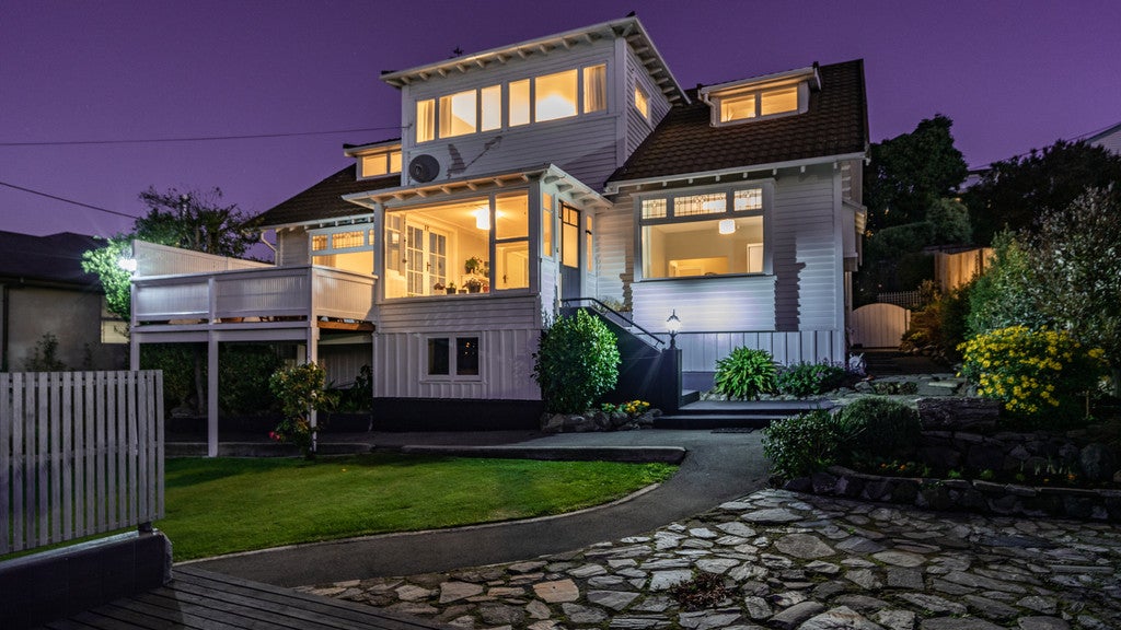 7 Tama Terrace, Mount Pleasant, Christchurch - Carousel 1