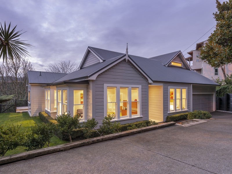 138 Wadestown Road, Wadestown, Wellington - Carousel 1