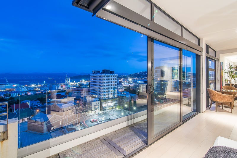 0 , Thorndon - Carousel 2