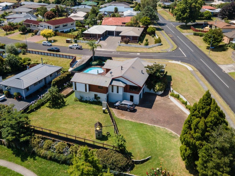 39 Fairview Road, Katikati, Katikati - Carousel 1
