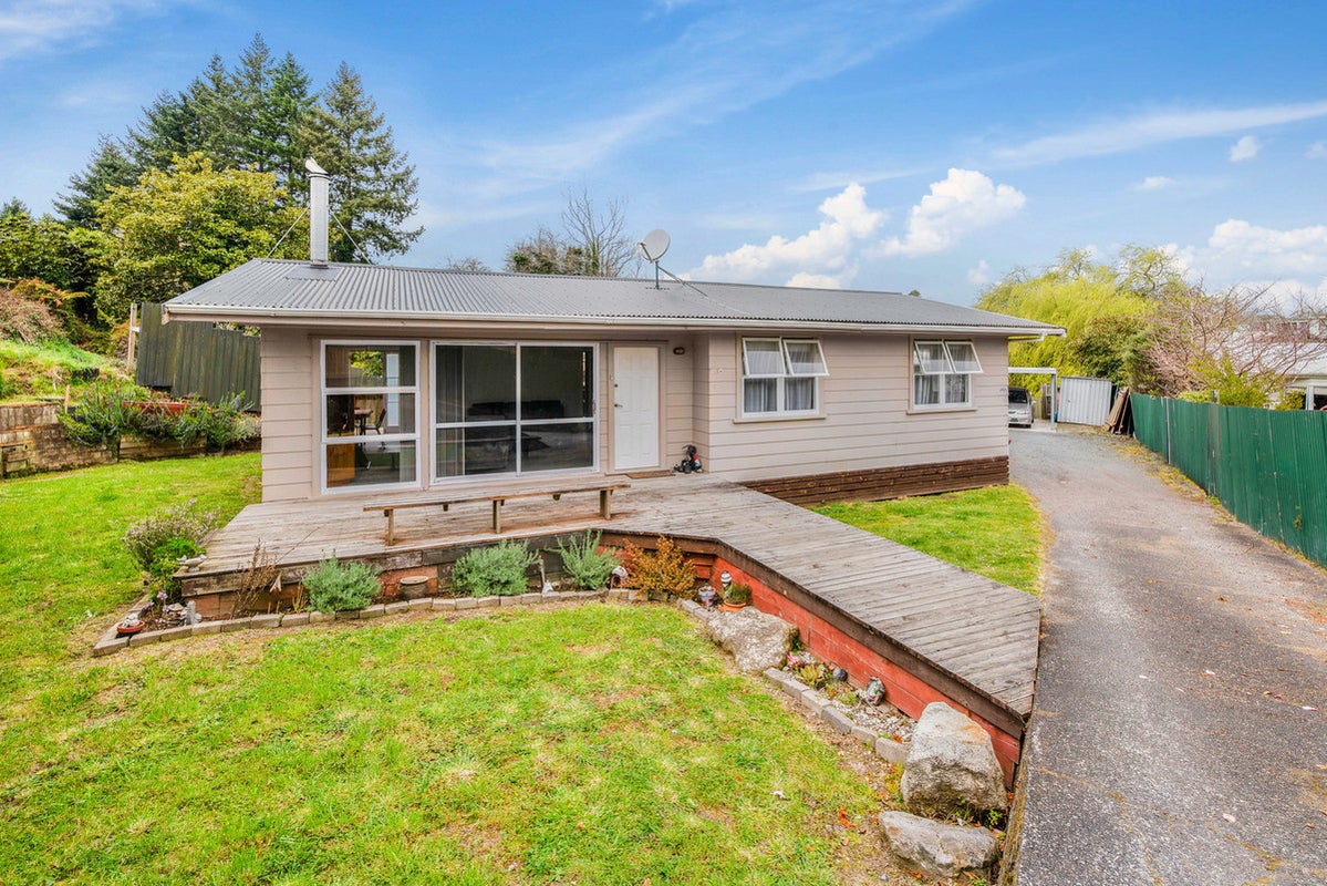 268A Sunset Road, Sunnybrook, Rotorua - Carousel 1