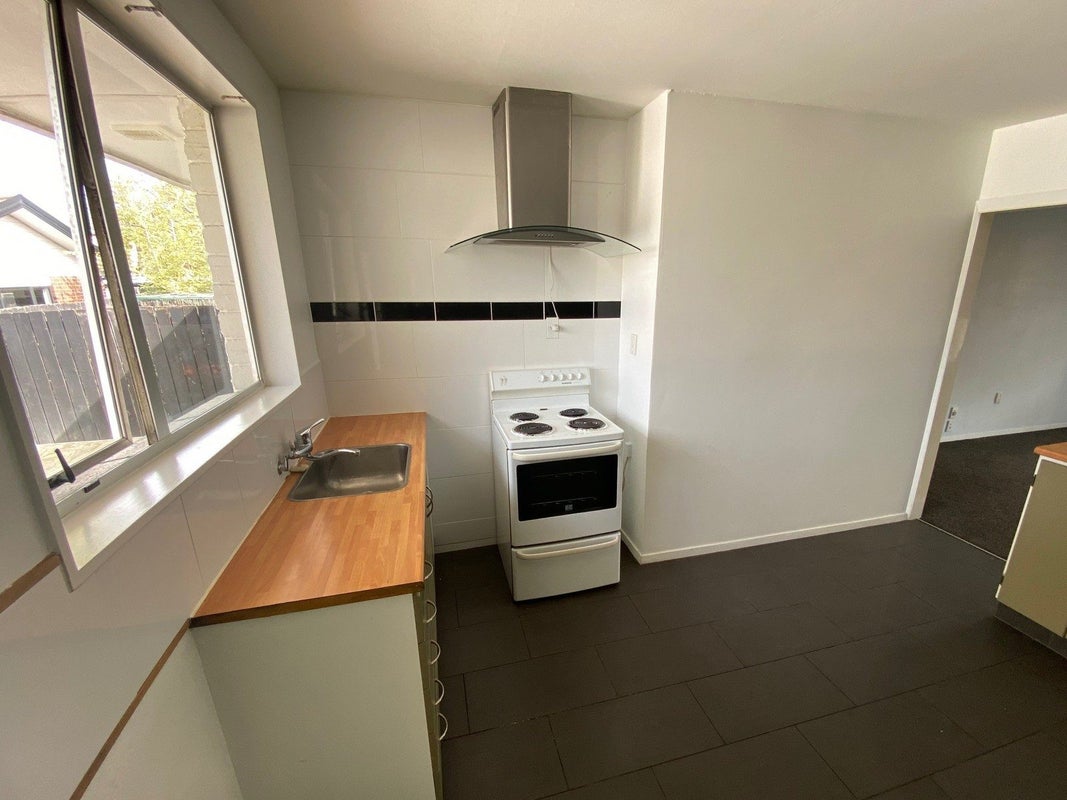2/125 Geraldine Street, Edgeware, Christchurch - Carousel 2
