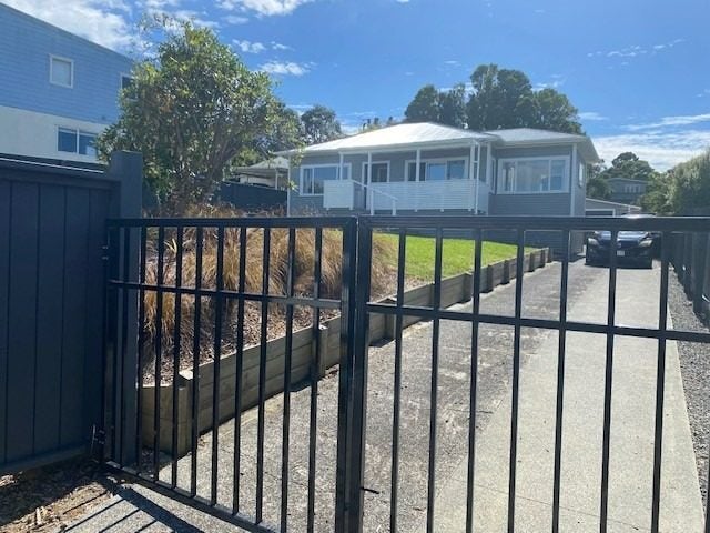 14 John Road, Stanmore Bay, Whangaparaoa - Carousel 2