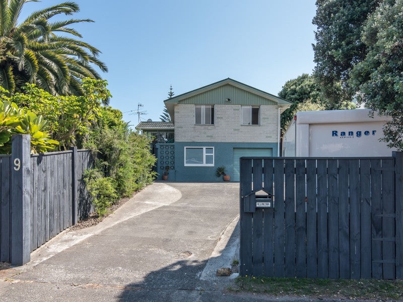 9 Kaitawa Street, Waikanae Beach, Waikanae - Carousel 2