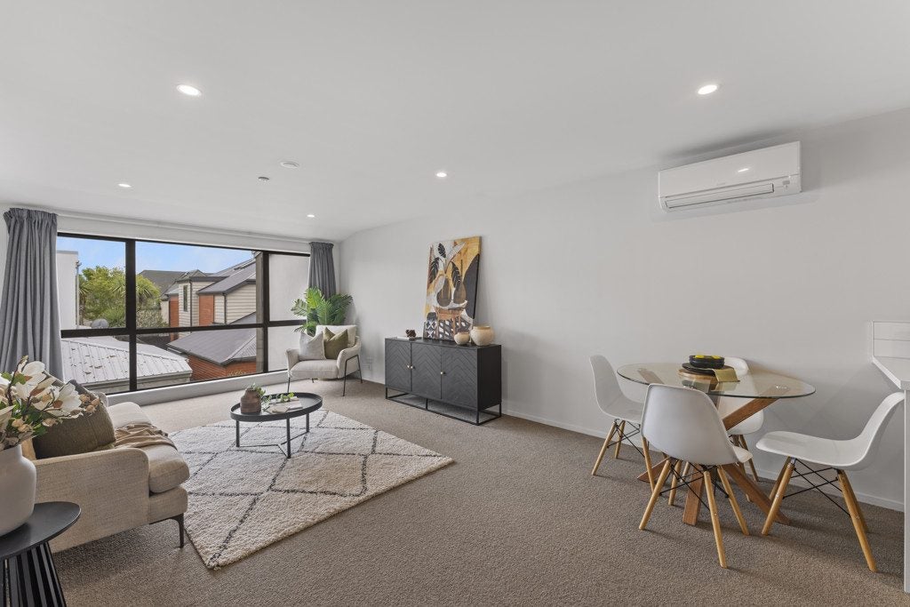 2/26 Packe Street, Edgeware, Christchurch - Carousel 1