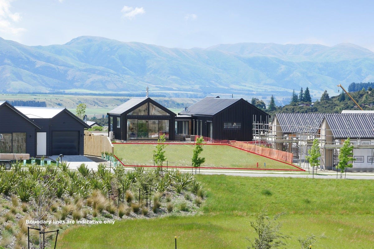 4 Hawkdun Place, Wanaka, Wanaka - Carousel 1