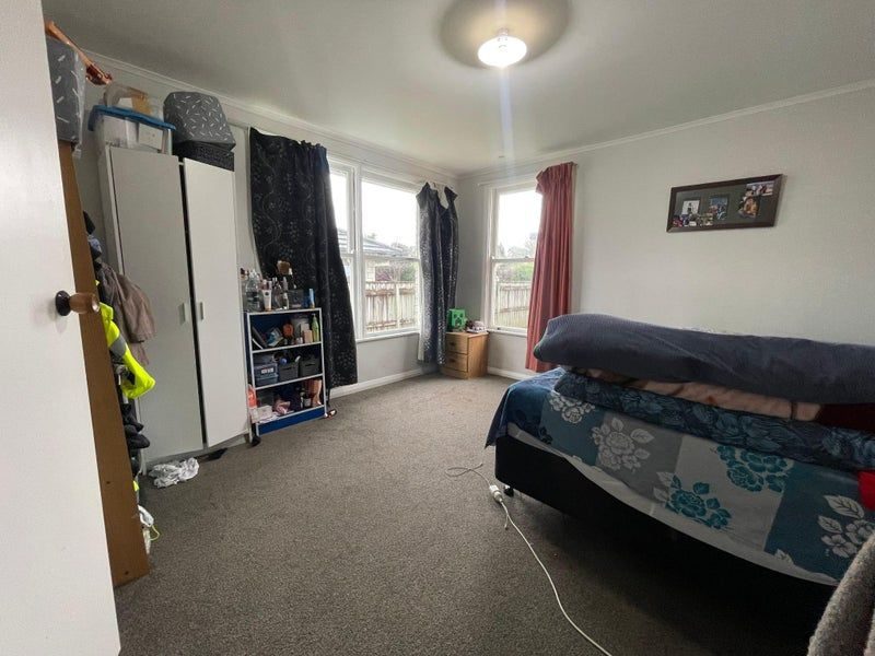 38 Pine Avenue, Bader, Hamilton - Carousel 2