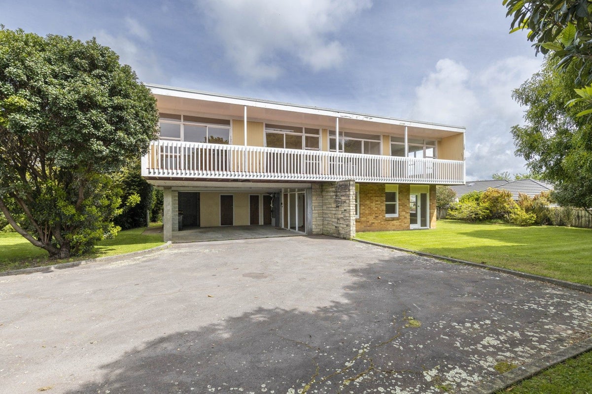426 Mangorei Road, Highlands Park, New Plymouth - Carousel 2