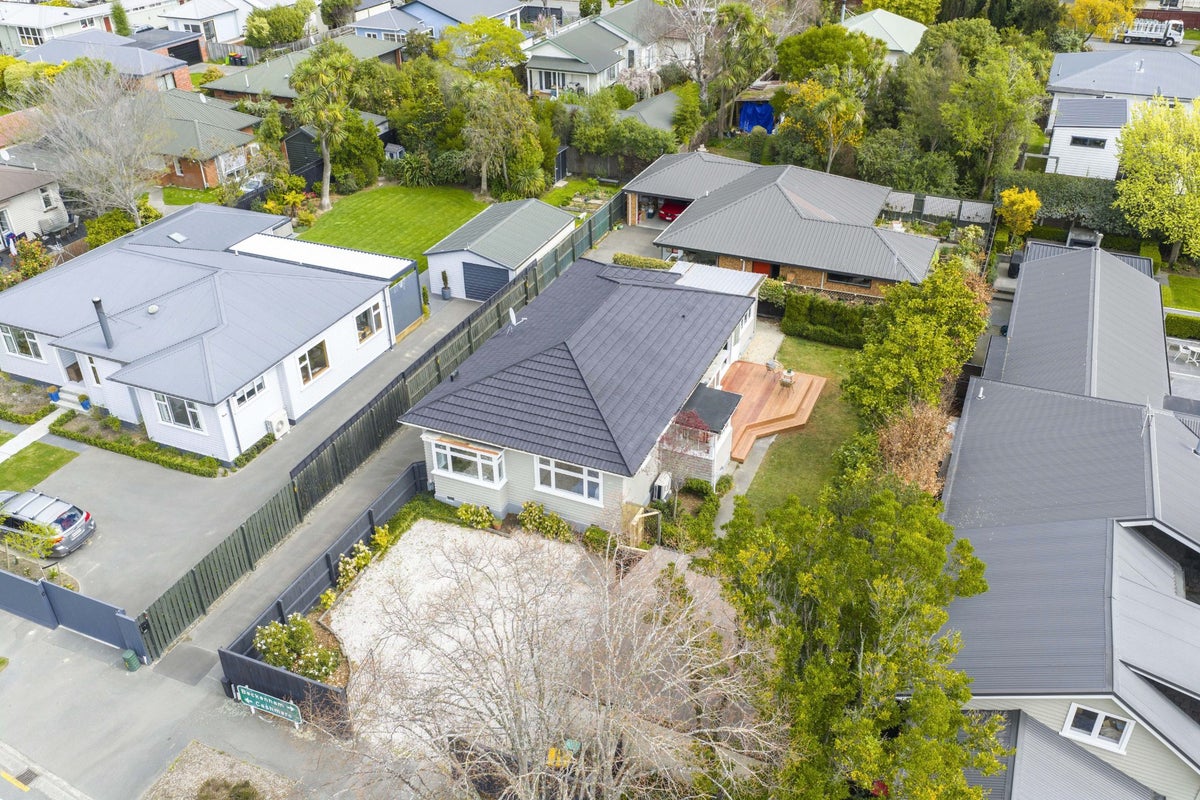 167 Centaurus Road, Saint Martins, Christchurch - Carousel 26