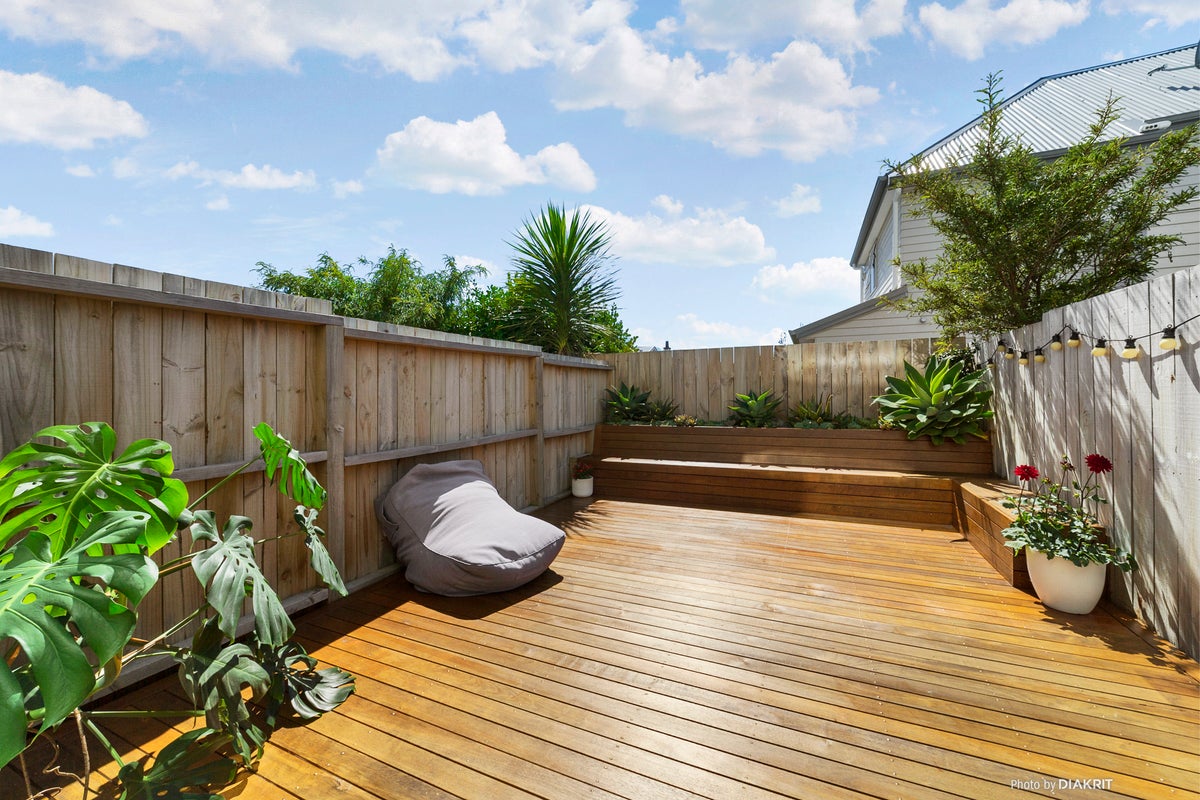 7/2 Stone St, Miramar, Wellington - Carousel 2