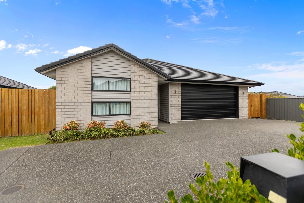 25 Raby Lane, Pyes Pa, Tauranga, Bay Of Plenty - Carousel 2
