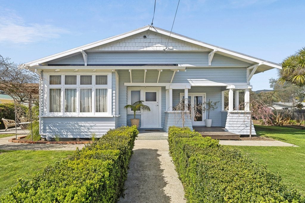 24 Roto Street, Tahunanui, Nelson - Carousel 1