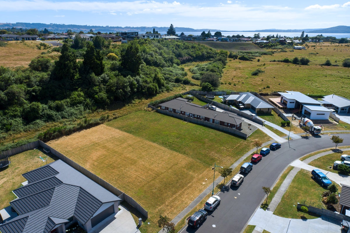 23 Oakland Place, Ngongotaha, Rotorua - Carousel 1