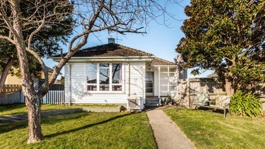 1/64 Riverbend Road, ONEKAWA, NAPIER - Carousel 1